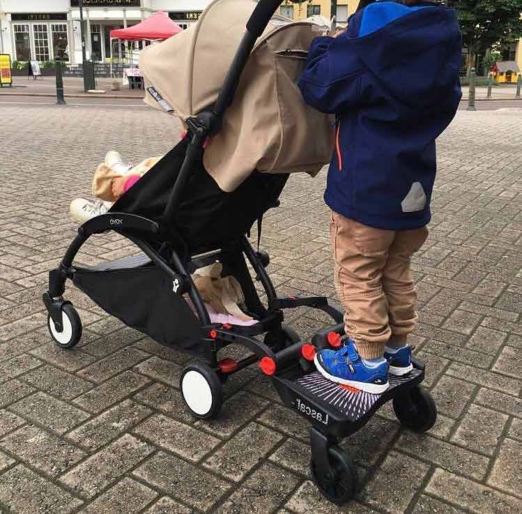 universal baby carriage board installed on a YOYO Babyzen stroller